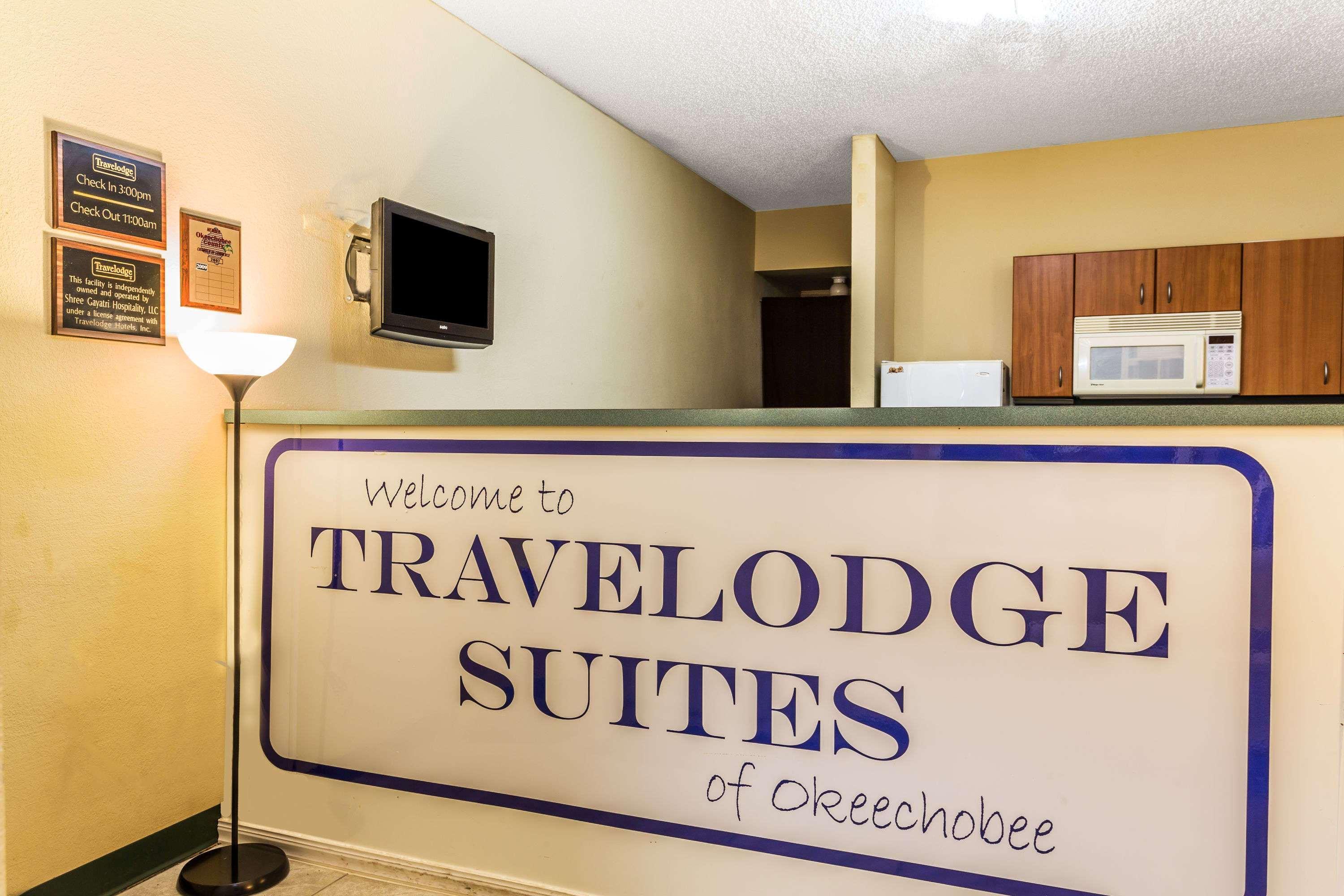 Travelodge Suites By Wyndham Lake Okeechobee Exterior foto
